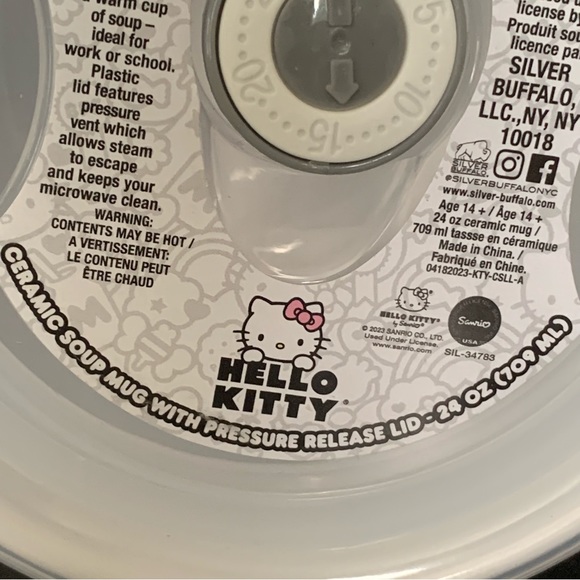 Hello Kitty 24oz Pressure Lid Ceramic Soup Mug - Picture 8 of 8